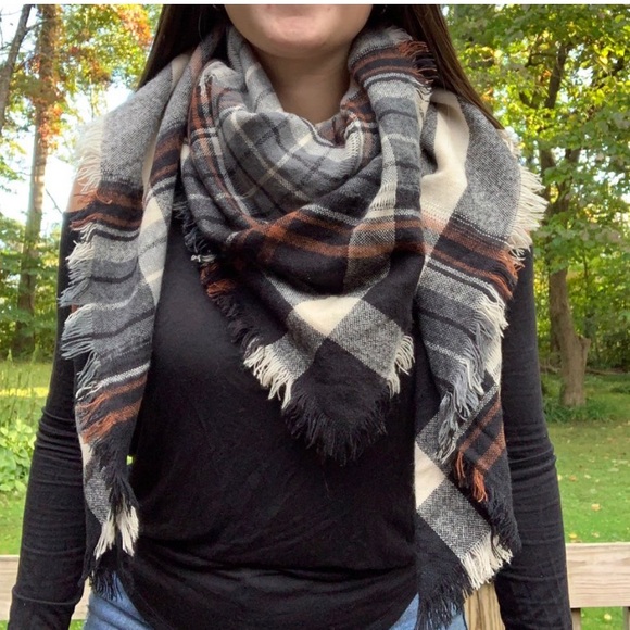 Plaid Scarf - Picture 1 of 4